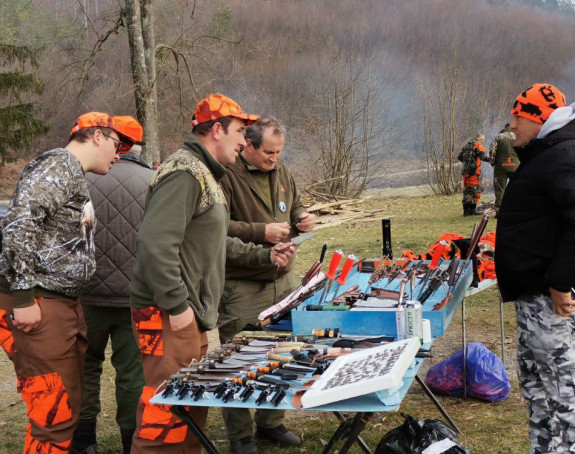 Hajka na vuka završena bez lovačkog trofeja