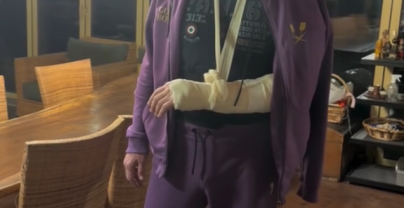 U suzama i slomljene ruke Čeda Jovanović se obratio javnosti