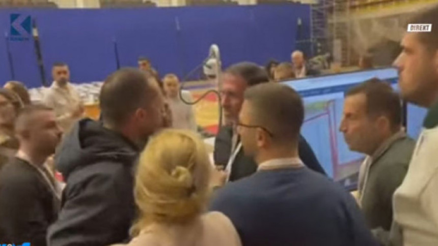 Mediji u PR: Sukob u centru za brojanje glasova