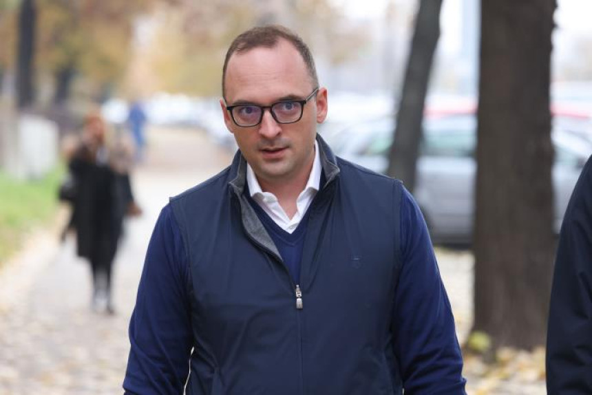 Заплијењено 15 Луј Витон торби од жене Александра Папића