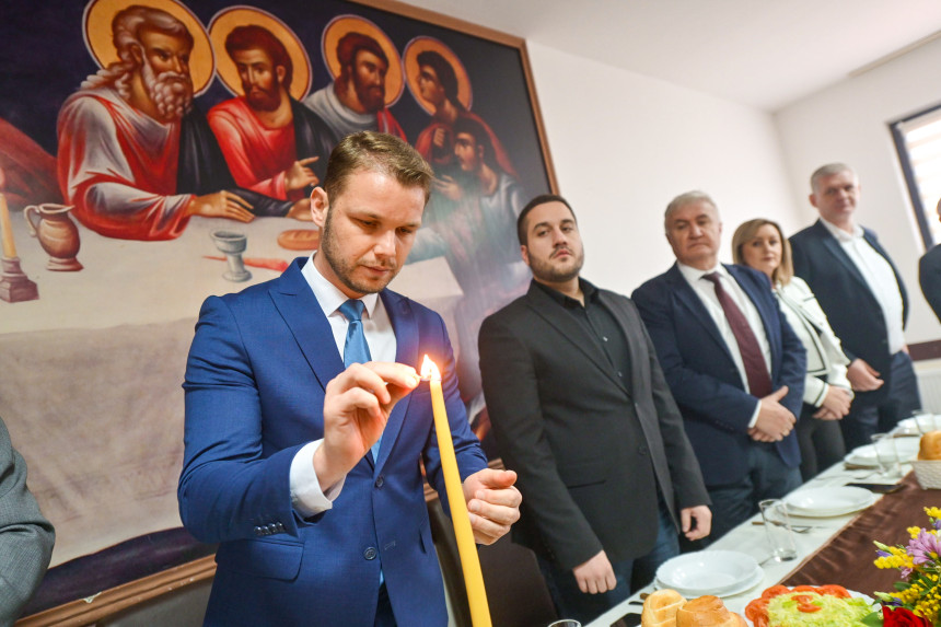 "Кada je 9. januar, nema podjela na opoziciju i vlast"
