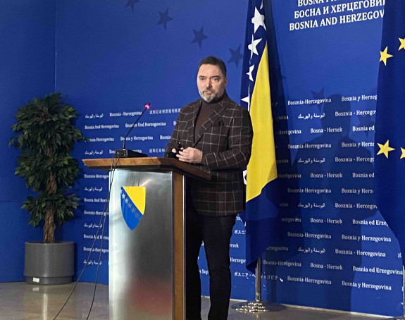 Кошарац: Увијек треба разговарати па и са СДА