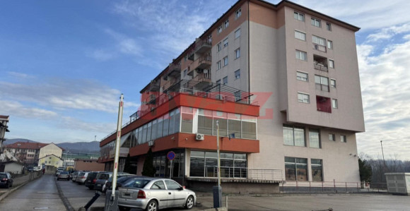 Policija provalila u stan nakon poziva majke ubijene žene