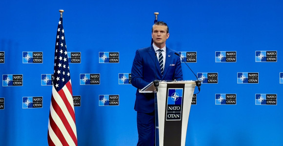 Poruka Hegseta: Moramo ponovo učiniti NATO velikim