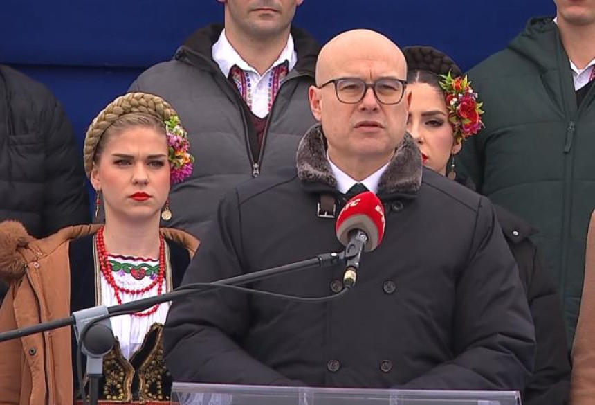 Uprkos pritiscima, nećemo se odreći Kosova i Metohije