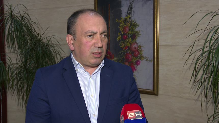 "У друштву смо Монголије и Лаоса, а сви ћуте!"