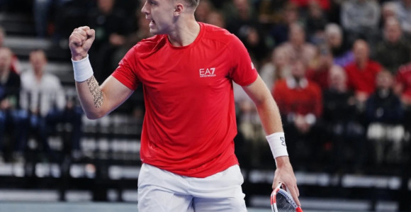 Međedović pobijedio Medvedeva za finale ATP turnira u Marseju