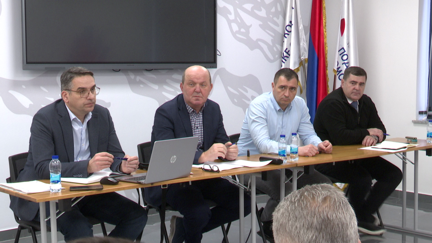 Drvoprerađivači u teškoj situaciji, ugrožen im rad