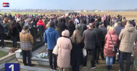 Sahranjene djevojke koje su stradale u udesu kod Bijeljine