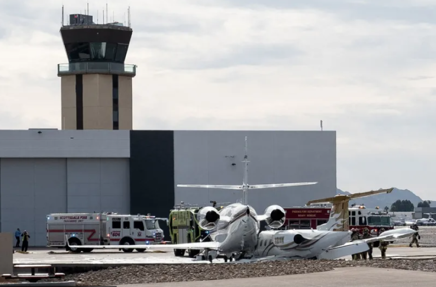 Poginula jedna osoba u sudaru dva aviona na aerodromu