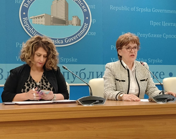 У Влади редовно стање, разматрали закон о отпису дуга