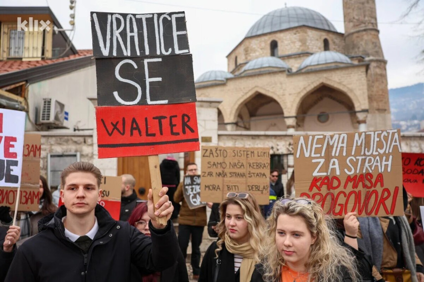 Protest u Sarajevu: Traže odgovornost za Donju Jablanicu