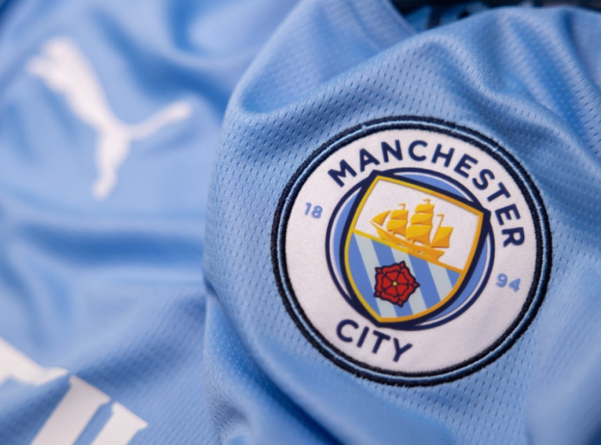 Mančester prodaje osam fudbalera na kraju sezone