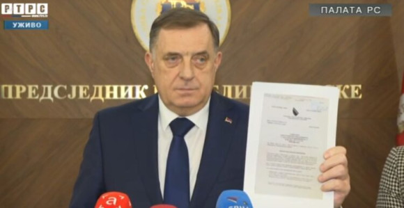 “Muslimanka” koja je potpisala nalog protiv Dodika je kćerka SNSD-ovca
