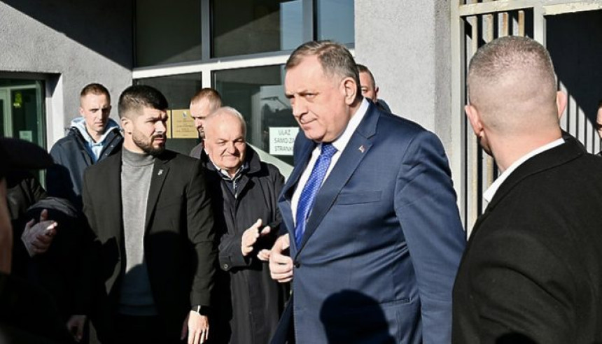 Dodik osuđen na godinu dana, ima i zabranu političkog djelovanja
