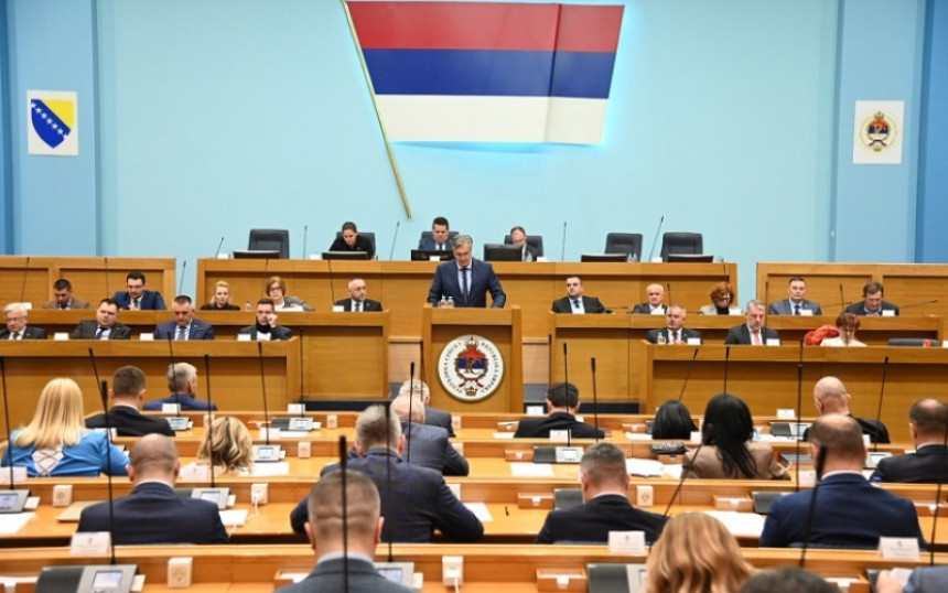 Додикова већина усвојила закључке у НСРС: Суд БиХ извршио државни удар