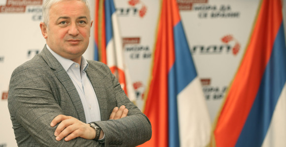 "Dok sam ja ratovao, Dodik je bio poznati švercer Ronhila"