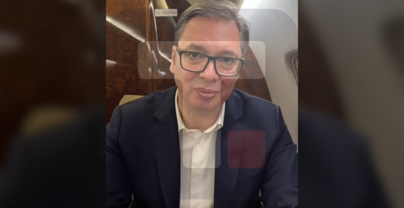 Vučić stigao u Banjaluku, dočekao ga Višković