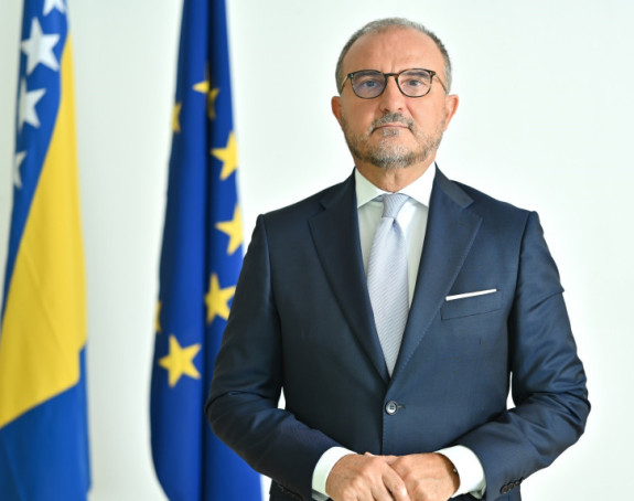 Poziv političkim akterima da se uzdrže od retorike