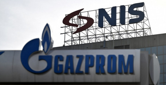 Vučić saopštio: Odložene sankcije NIS-u za 30 dana