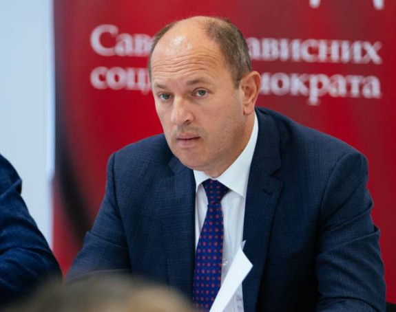 Penzije, plate povećane, samo nije struja za građane