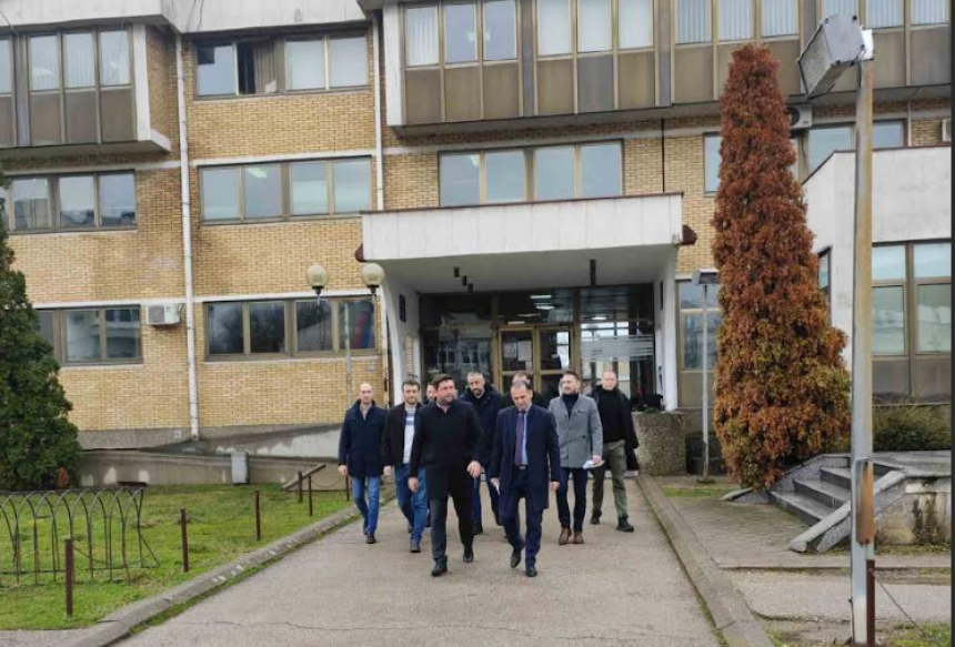"Наставак политичког притиска на све који мисле другачије"