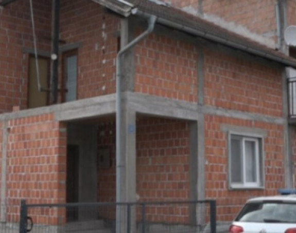 Sud u Brčkom odredio pritvor 30 dana za majku i sina