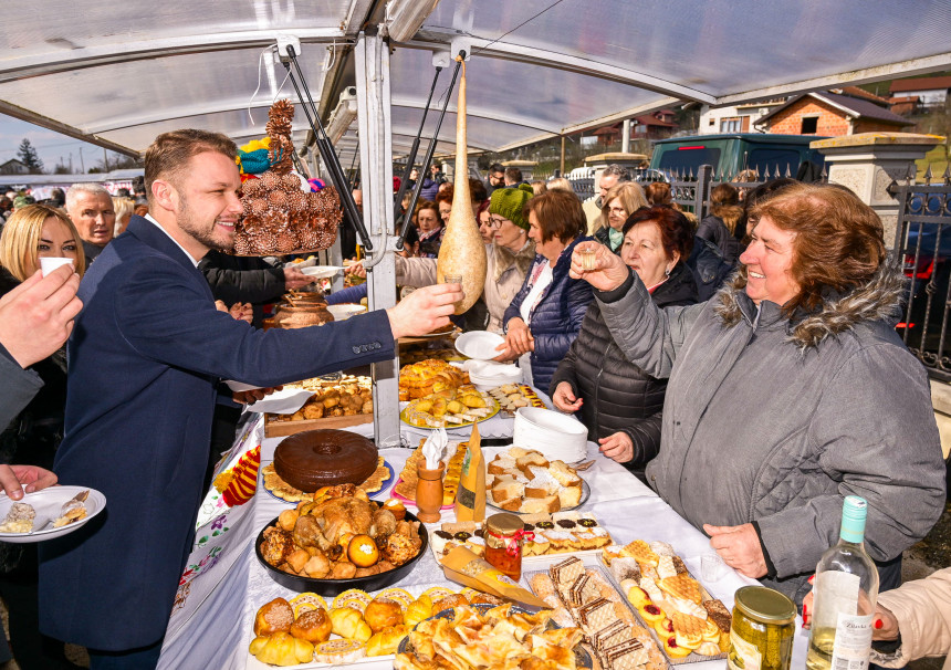 Обиљежавање 19. „Козарских поклада“: Ови сусрети чувари су наше традиције и обичаја