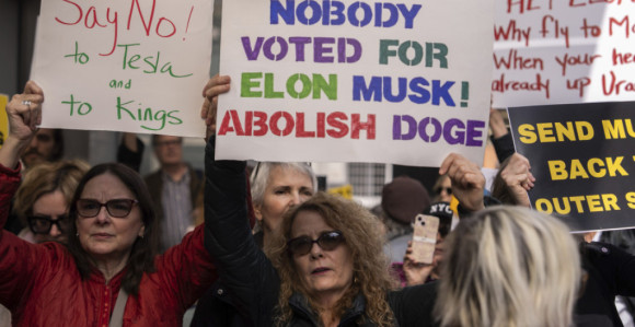 Девет ухапшених на демонстрацијама против Трампа