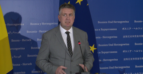 "Dom naroda u rangu MZ, Nikola Špirić će biti smijenjen"