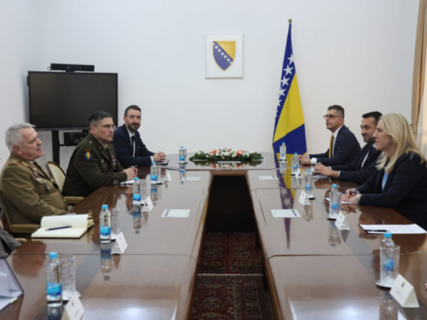 Cvijanovićeva sa komandantima NATO-a i EUFOR-a