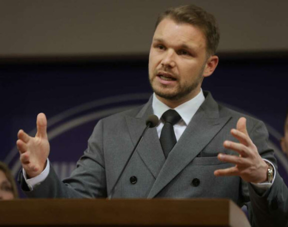 Vladajući ne znaju kuda gone, danas jedno sutra drugo