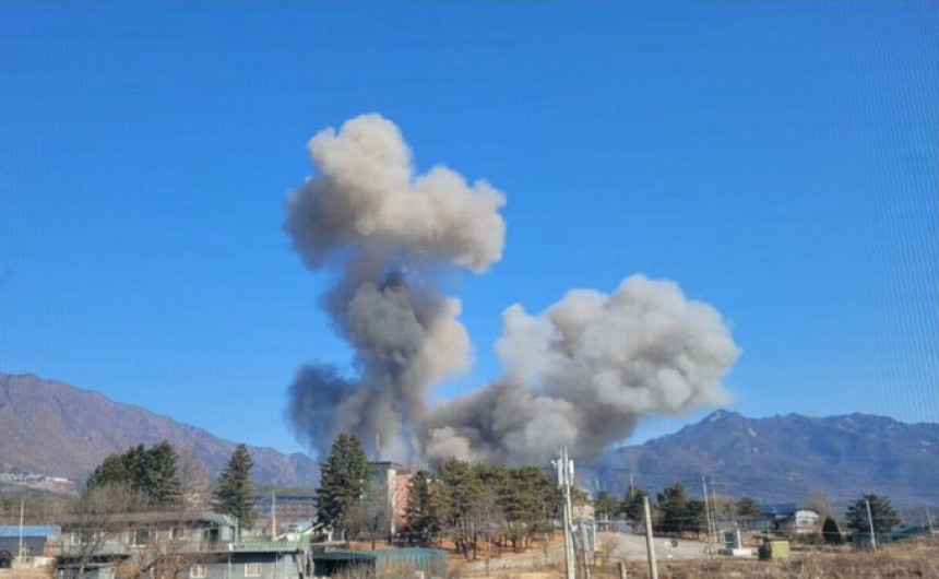 Padaju bombe: Snimak haosa u Južnoj Koreji (VIDEO)
