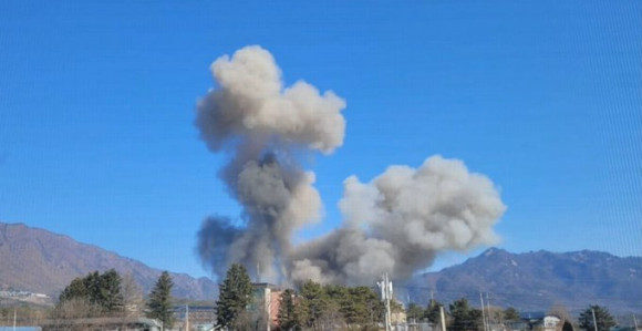Padaju bombe: Snimak haosa u Južnoj Koreji (VIDEO)