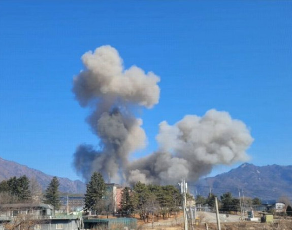 Padaju bombe: Snimak haosa u Južnoj Koreji (VIDEO)