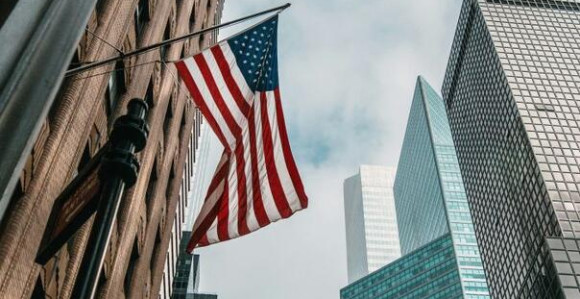 Amerika planira zatvaranje desetak konzulata u Evropi