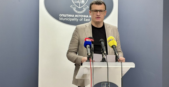 Božović: Naš novac troši Vlada, a nama će dati ako budu imali (VIDEO)