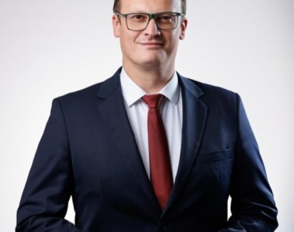 Božović poručio Dodiku: Sam ćeš brzo sebi staviti tačku