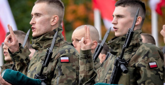 Poljska se kao nikad do sada naoružava, šta je pozadina