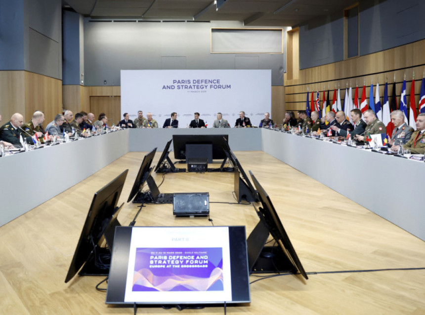 Šefovi armija zemalja NATO, EU, Australije i Japana u Parizu