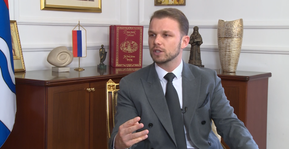 Potrebna nam je stabilnost, kriznu situaciju treba smiriti!