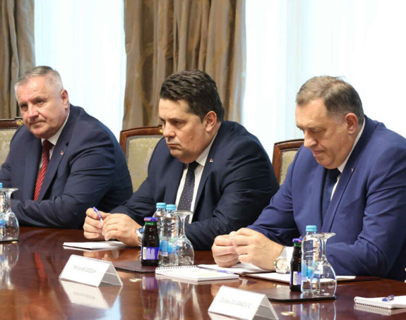 Затражено привођење Додика, Вишковића и Стевандића