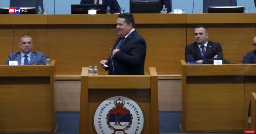 Šta je Stevandić poručio poslanicima opozicije?! (VIDEO)