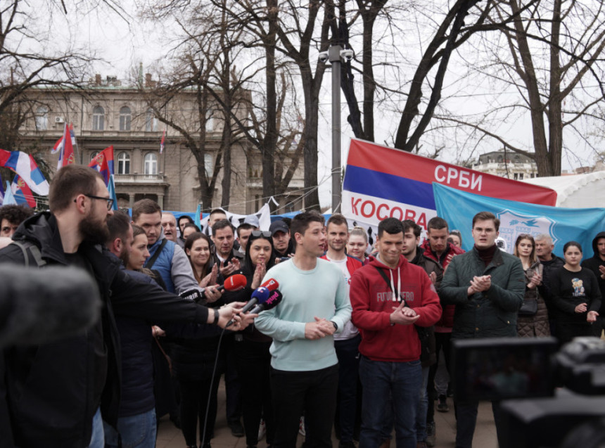 Studenti koji žele da uče pozvali kolege da se vrate na fakultete