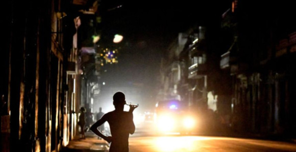 Potpuni kolaps na Kubi: Milioni ljudi bez električne energije