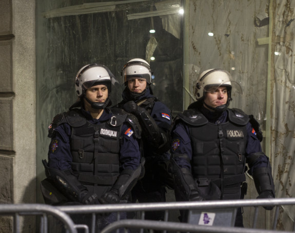 "Nerede izazvali ljudi koji stoje uz opozicione političare"