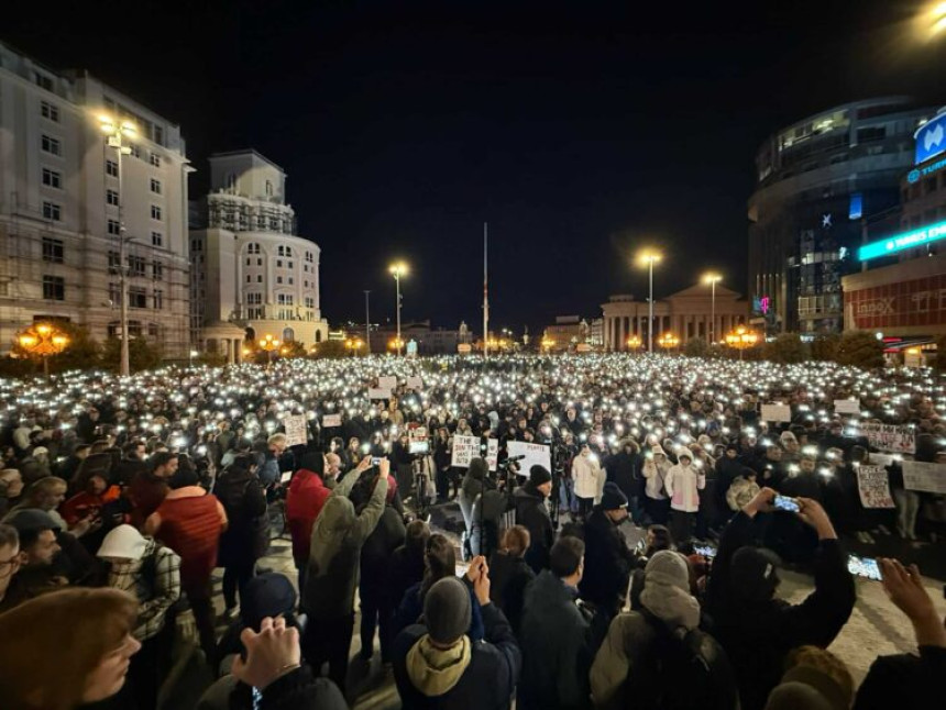 Протест грађана након трагедије у Кочанима (ВИДЕО)