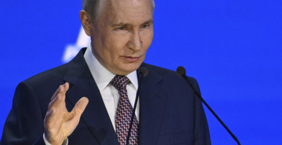 Putin razgovarao sa Lukašenkom oko situacije u UKR