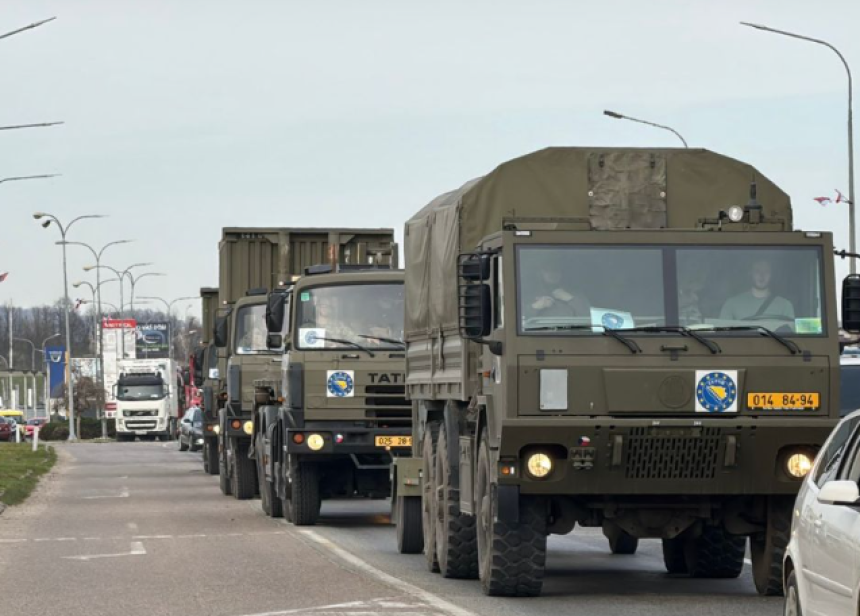 Kolona vozila EUFOR-a prošla kroz Banjaluku (VIDEO)