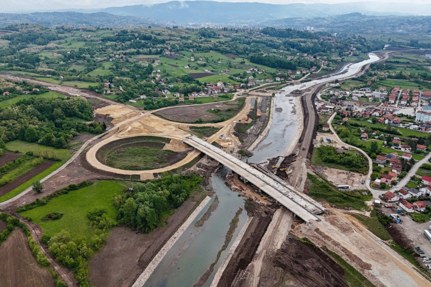 Тешањ: Измјестиће ријеку да прође аутопут